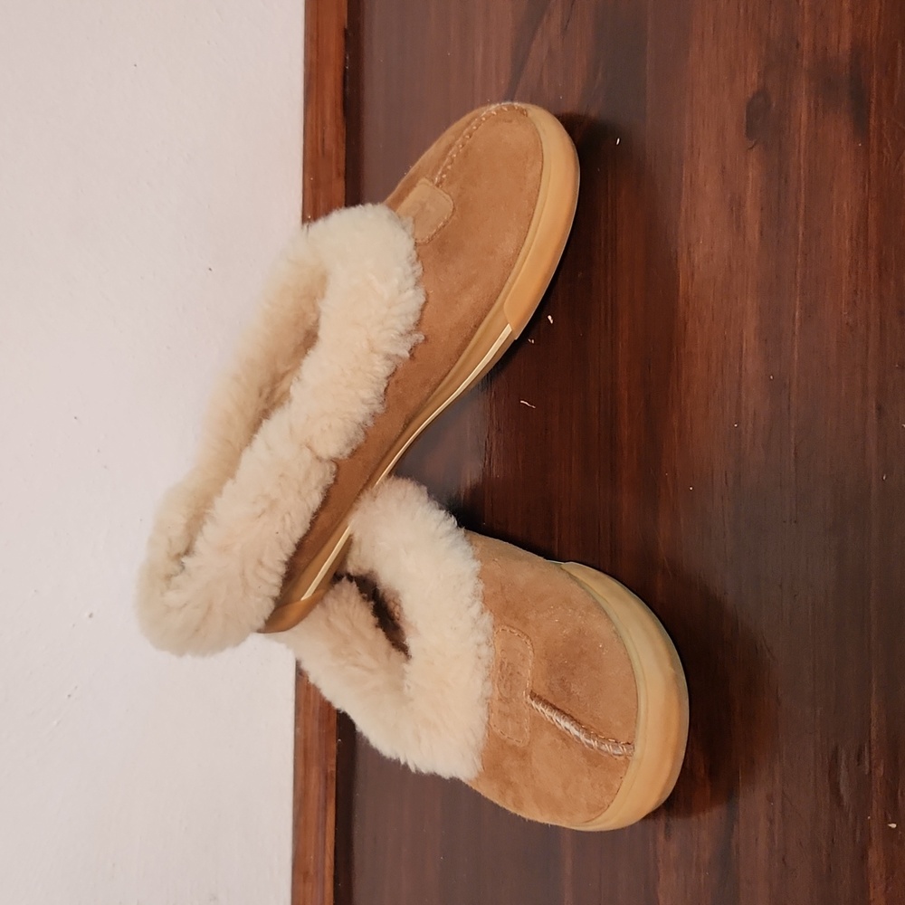 Ugg slippers